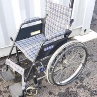 車椅子　車イス　介護　高齢者　補助　骨折　捻挫