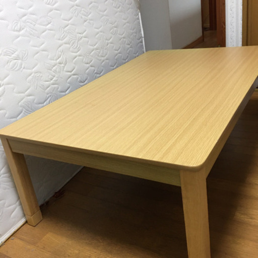 ダイニングテーブル　ニトリ