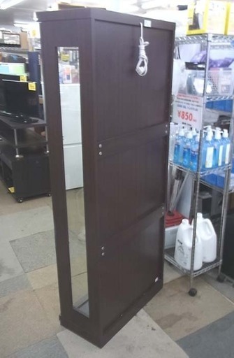 コレクションボード  幅62 奥行30 高さ160cm ガラス棚 4枚 4段 木製フレーム 札幌 東区 