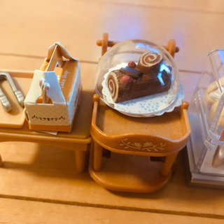 シルバニアファミリー　ケーキ屋セット　３点800円の画像