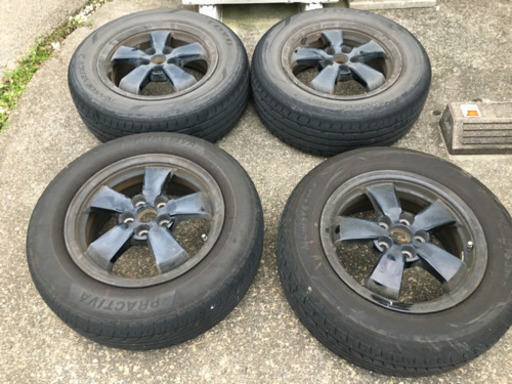 中古プリウスアルミホイール4本