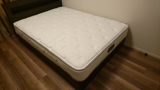 【新品同様 シモンズ製 マットレス 】「ニューフィット」ダブルサイズ【半額以下】