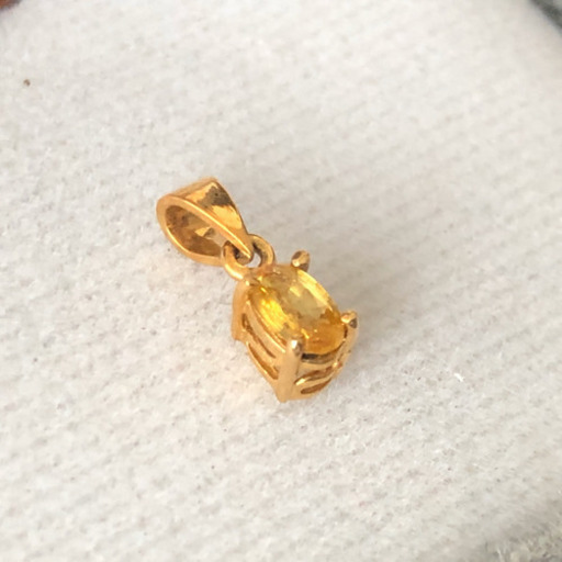 貴重 イエローサファイア ペンダント ネックレス　鑑定書付