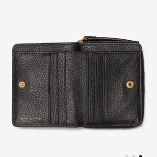 TORYBURCH二つ折り財布の画像