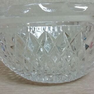 ガラス　大鉢の画像