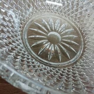 ガラス　大鉢の画像