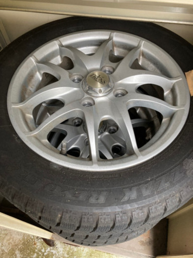 スタッドレス　ブリザック  13インチ