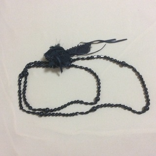 黒ロングネックレスの画像