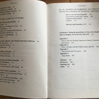 Ayurvedic book / アーユルベーダ本の画像