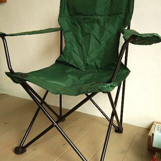 アウトドアチェア　肘掛け付き　グリーン　収納袋付き　キャンプ用品