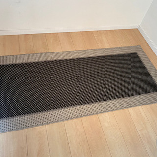 ZARA HOME ラグの画像