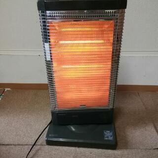 首振り式 電気ストーブ