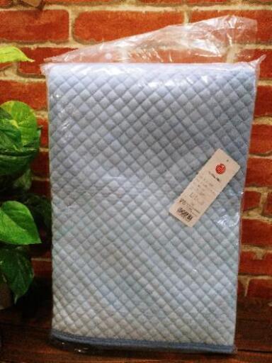 ✨新品未使用✨西川　敷きパッド