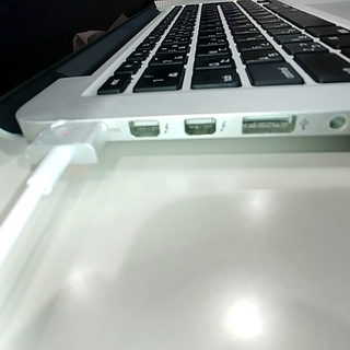 MacBook Pro (Retina,13-inch,Early2015)／メモリ１６GB／ストレージ：５００GBの画像