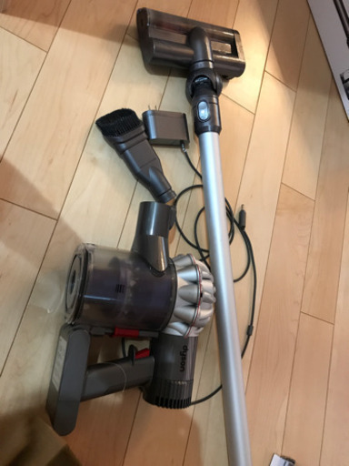 ダイソンdyson DC62 中古品