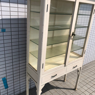 古いケビント 医療棚 キャビネット