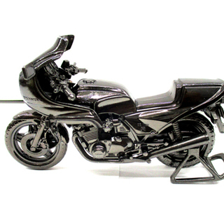 レッドバロン 世界の名車シリーズ vol35 ホンダ CB1100R 置物 バイク ミニレプリカ オートバイ 札幌 北20条店の画像