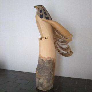 鷹or鷲の工芸品 置物の画像