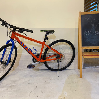 【人気のGIANT】SEEK R2 700×32C 外装24段変速 人気のGIANT】SEEK R2 700×32C 外装24段変速