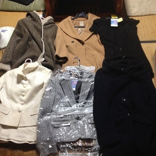 上着 ガウン コート 女性用 服 正装 9セットの画像