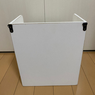 アンティーク調小物入れの画像