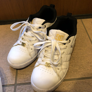 DCスニーカー　25.0センチの画像