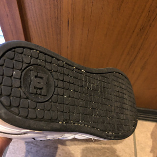 DCスニーカー　25.0センチの画像