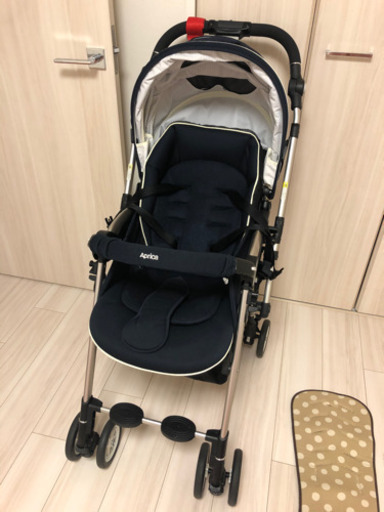 極美品  アップリカ  ベビーカー