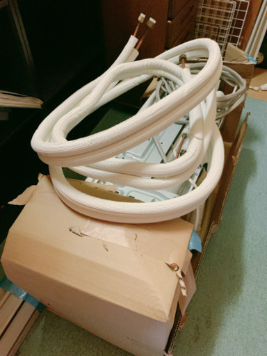 ★2018年度製　美品★◇◆ 日立 ルームエアコン 白くまくん RAS-W22H(W) コンパクト設計 〜6畳用 ◆◇
