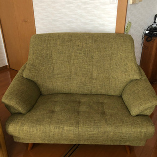 2人掛けソファー　状態は良いです。