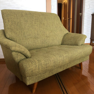 2人掛けソファー　状態は良いです。の画像