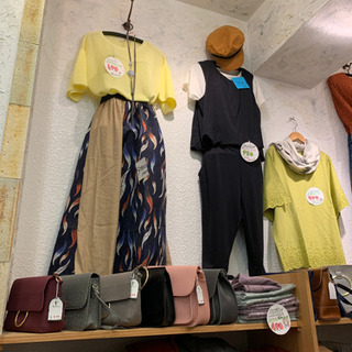 激安服屋♥︎︎りのん - 寝屋川市