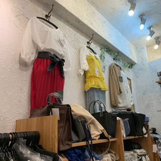 激安服屋♥︎︎りのん − 大阪府