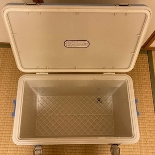 クーラーボックス美品の画像