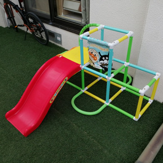 アンパンマン 滑り台