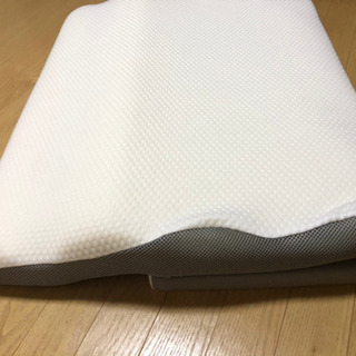 トゥルースリパー風　ニトリ枕の画像