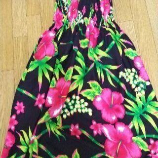 新品ワンピース　2種類　 バラ売り可の画像