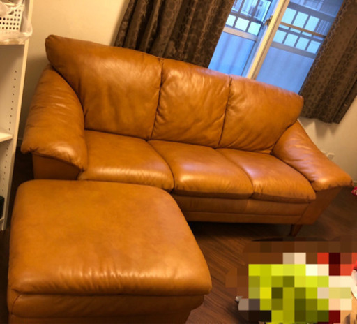ほぼ新品3人掛けソファー