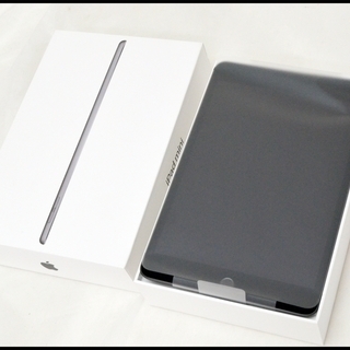 ほぼ未使用】Apple iPad Air（第5世代）スペースグレイ 64GB iPad Air (第5