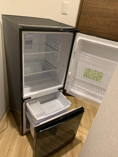 お引き取り決まりました！シャープ　ノンフロン冷凍冷蔵庫　SJ-14-W ブラック