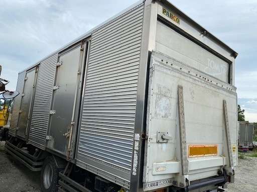 希少シャッター扉【格安】良品　４トン箱　コンテナ　物置　倉庫　アルミ箱　格安提携先運送会社あり　北海道江別市発