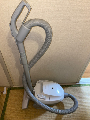 アイリスオーヤマ 紙パック掃除機