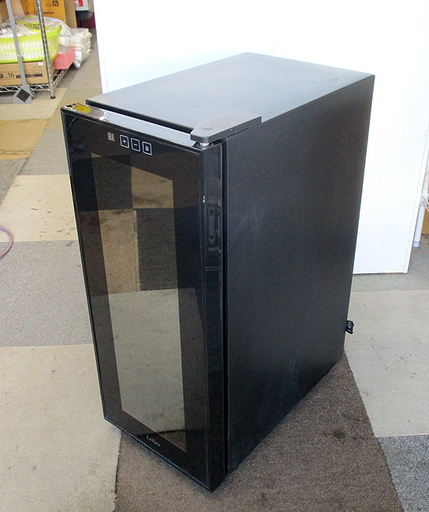 2016年製 電子式ワインセラー ワインクーラー 12本タイプ 40L　LW-S12 スリムなブラックボディ 札幌 東区