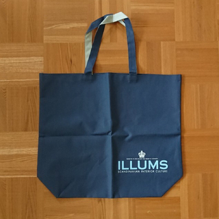 【未使用美品】ILLUMSトートバッグ
