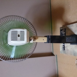 三菱扇風機1981年式　グリーン　予備羽根　イエロー付きの画像