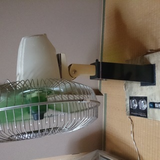 三菱扇風機1981年式　グリーン　予備羽根　イエロー付きの画像