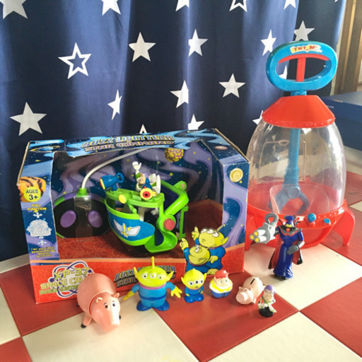 トイストーリー　スペースクルーザー　ラジコン  スペースクレーン　フィギュア