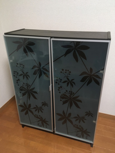IKEA BILLY 本棚　扉付き