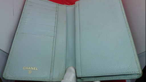 正規品　箱付き　CHANEL（シャネル）CoCoボタンライン　長財布