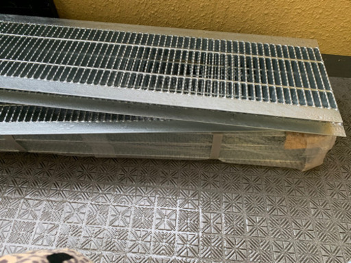 新品グレーチング